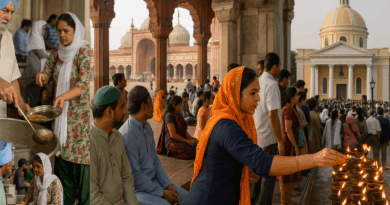 Delhi Traditions & Culture Guide